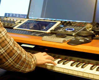 Music Composition (作・編曲)